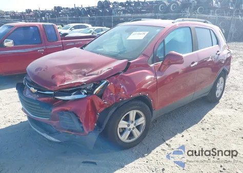 2019 Chevrolet Trax Lt z USA, uszkodzony, nr VIN 3GNCJLSB0KL230127